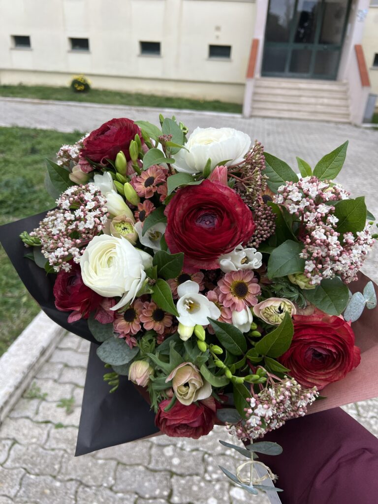 Consegna fiori a domicilio a Capalbio